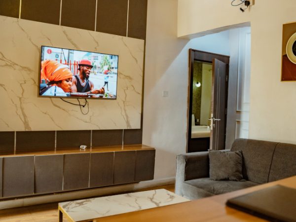 R and A City Hotel image 2