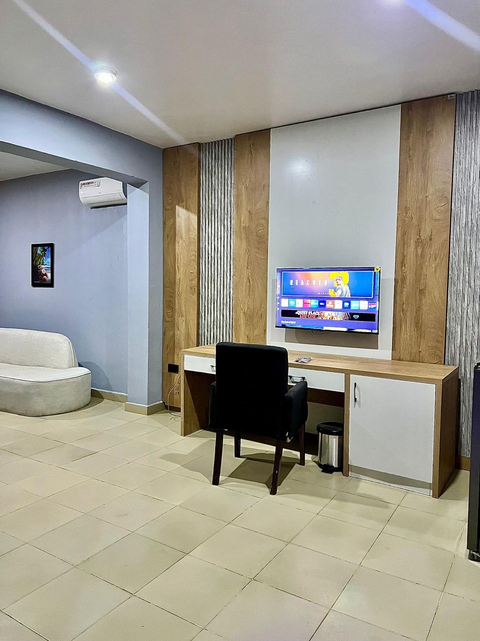 Soul Lounge Resorts-Jahi image 5