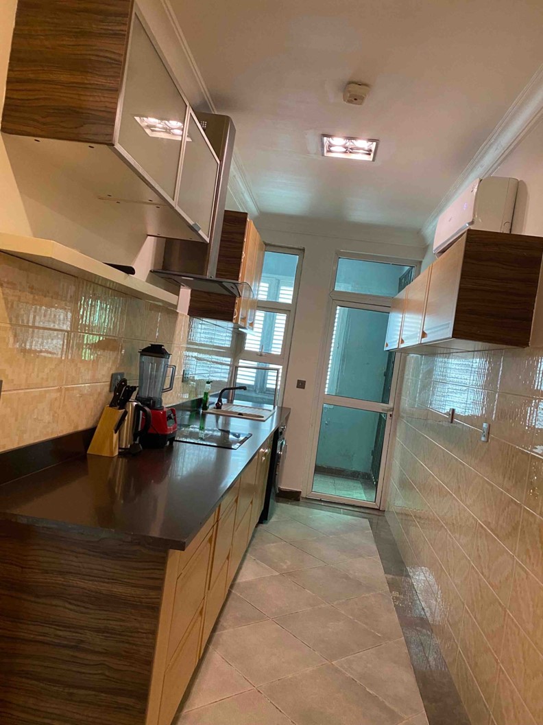 Sunflower Residence- Oniru image 5