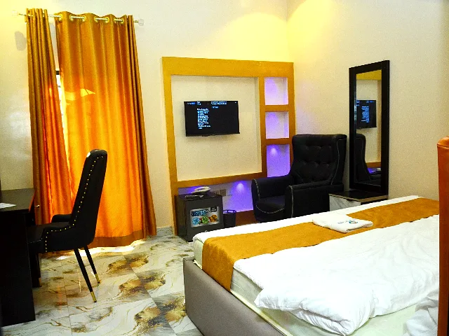 Omenma Hotels image 2