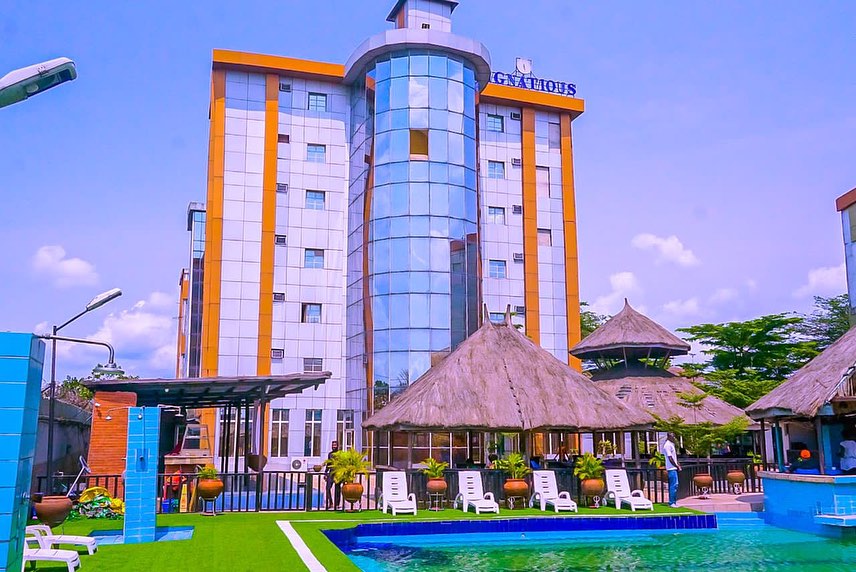 Signatious Hotel- Warri