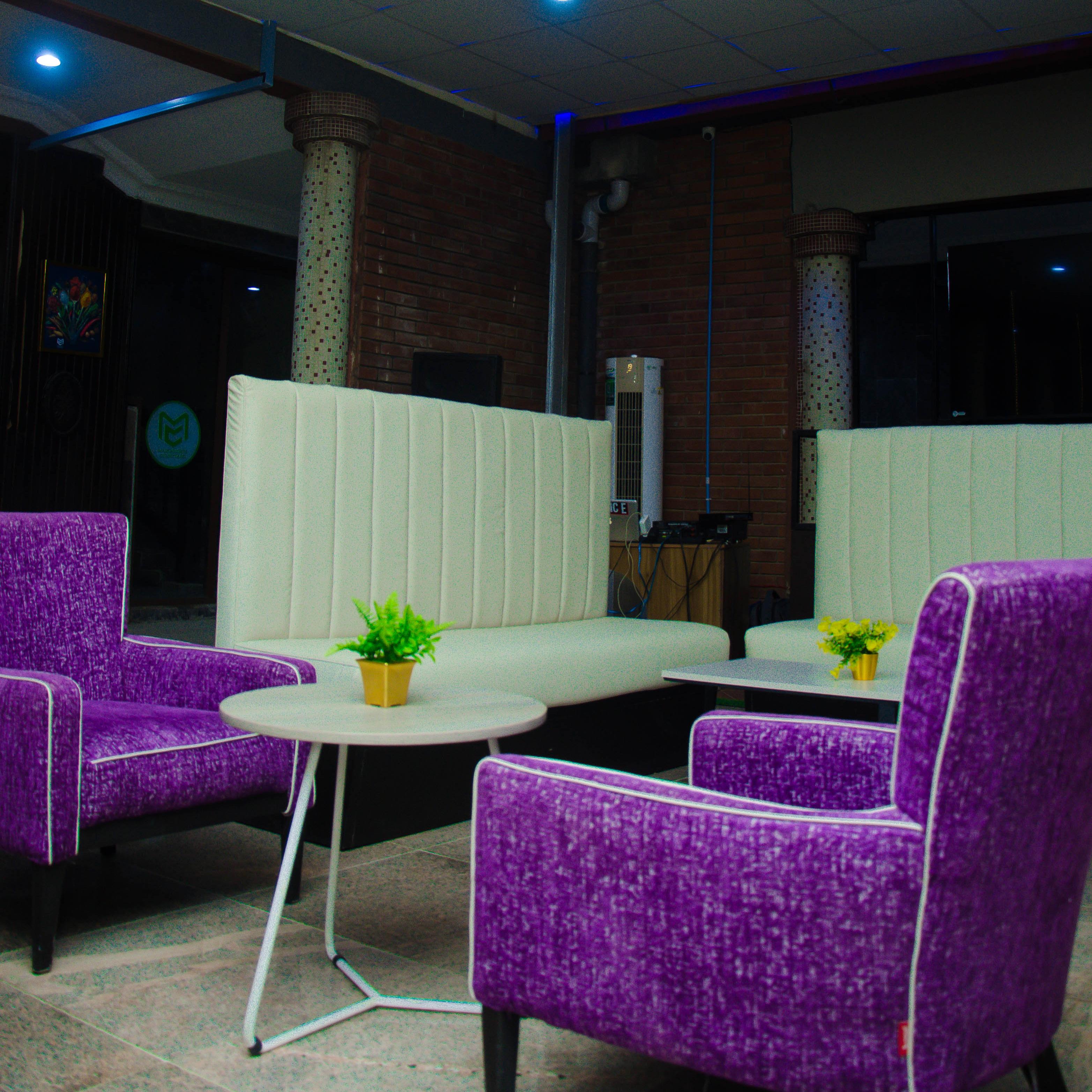 Marchforte Courtyard Hotel and Suites image 5