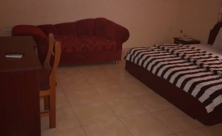 Open Gate Hotel image 5