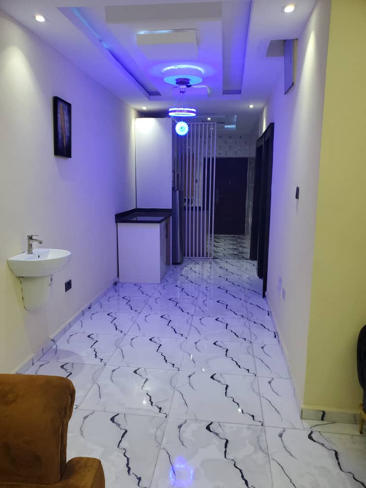 Vingoze Apartments image 5