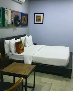 The Artist Residence image 5