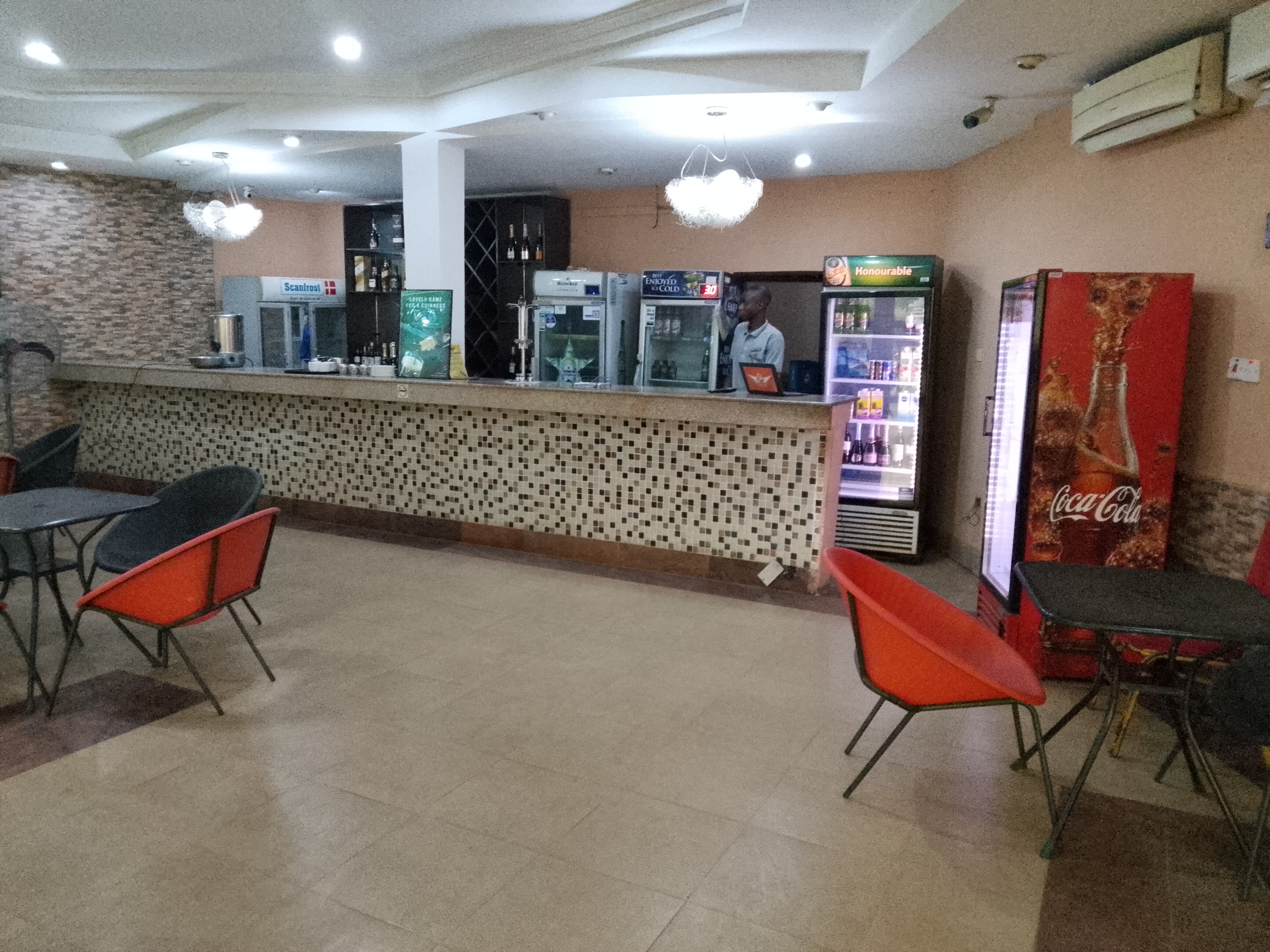 Ideal Nest Hotel image 3