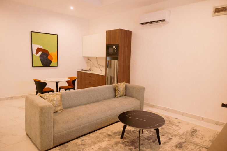 Asuza Hotel and Apartments image 3