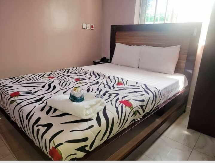 River Leaf Hotel and Suites image 4