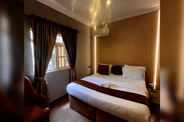 Elicris Hotel image 2