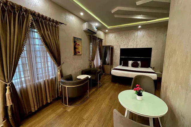 Elicris Apartment image 4