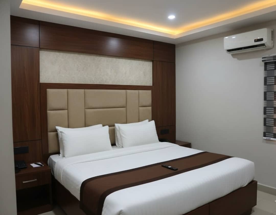 Vermillion Hotel and Suites image 2