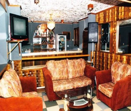 Royalty Group Hotels and Recreation image 3