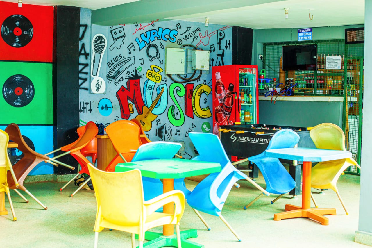 De Sky Hotel image 4