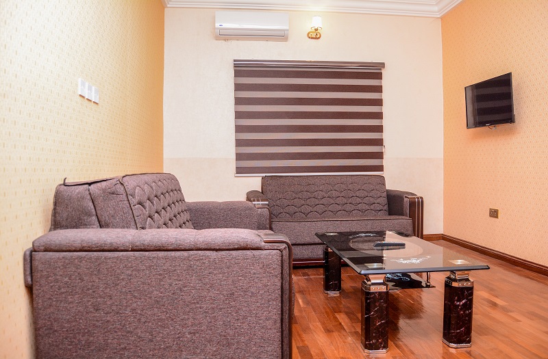 Mahogany Hotel and Suites image 4