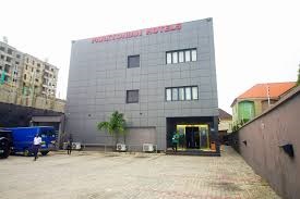 Parktonian Luxury Hotel Ikate