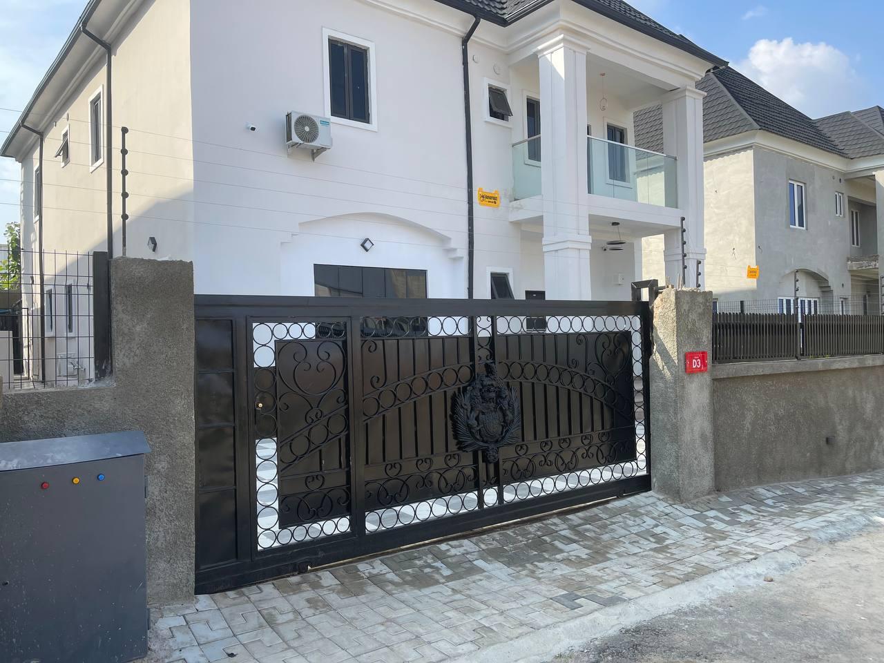 Emirate Residence image 2