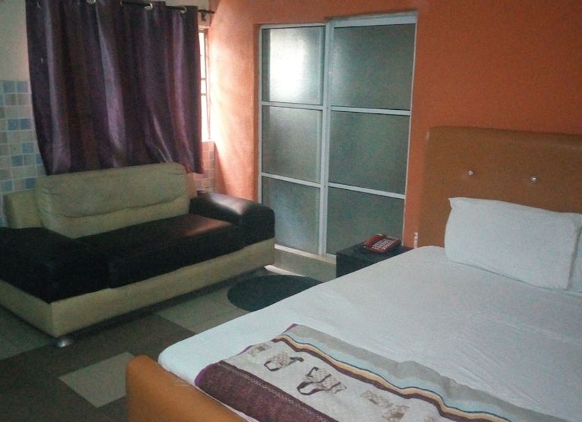 Da 411 Hotel image 4