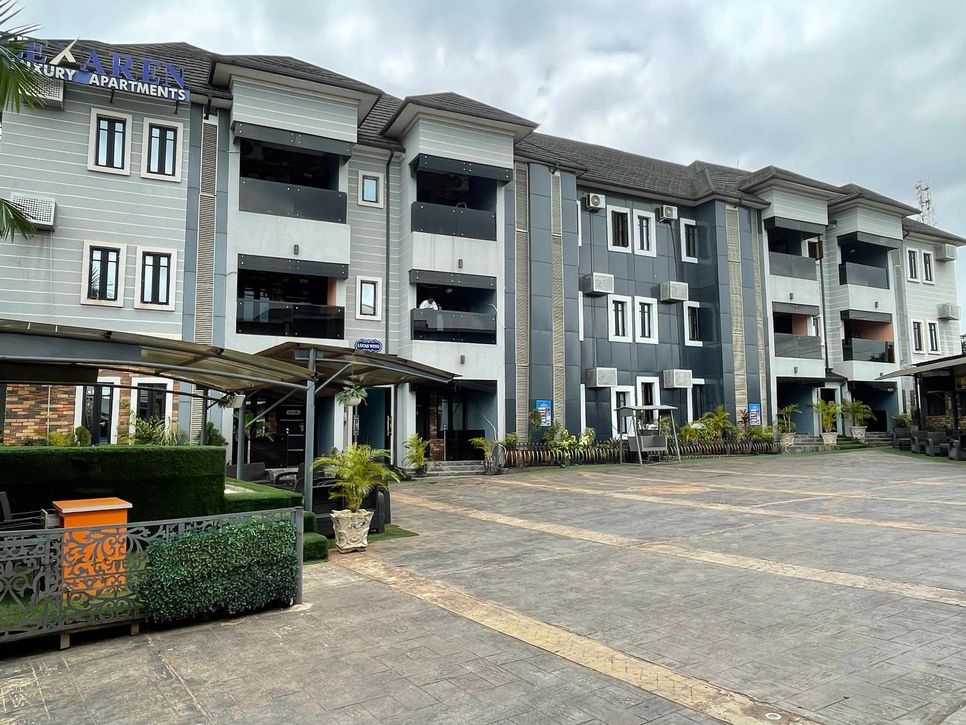 Lexaren Luxury Apartment
