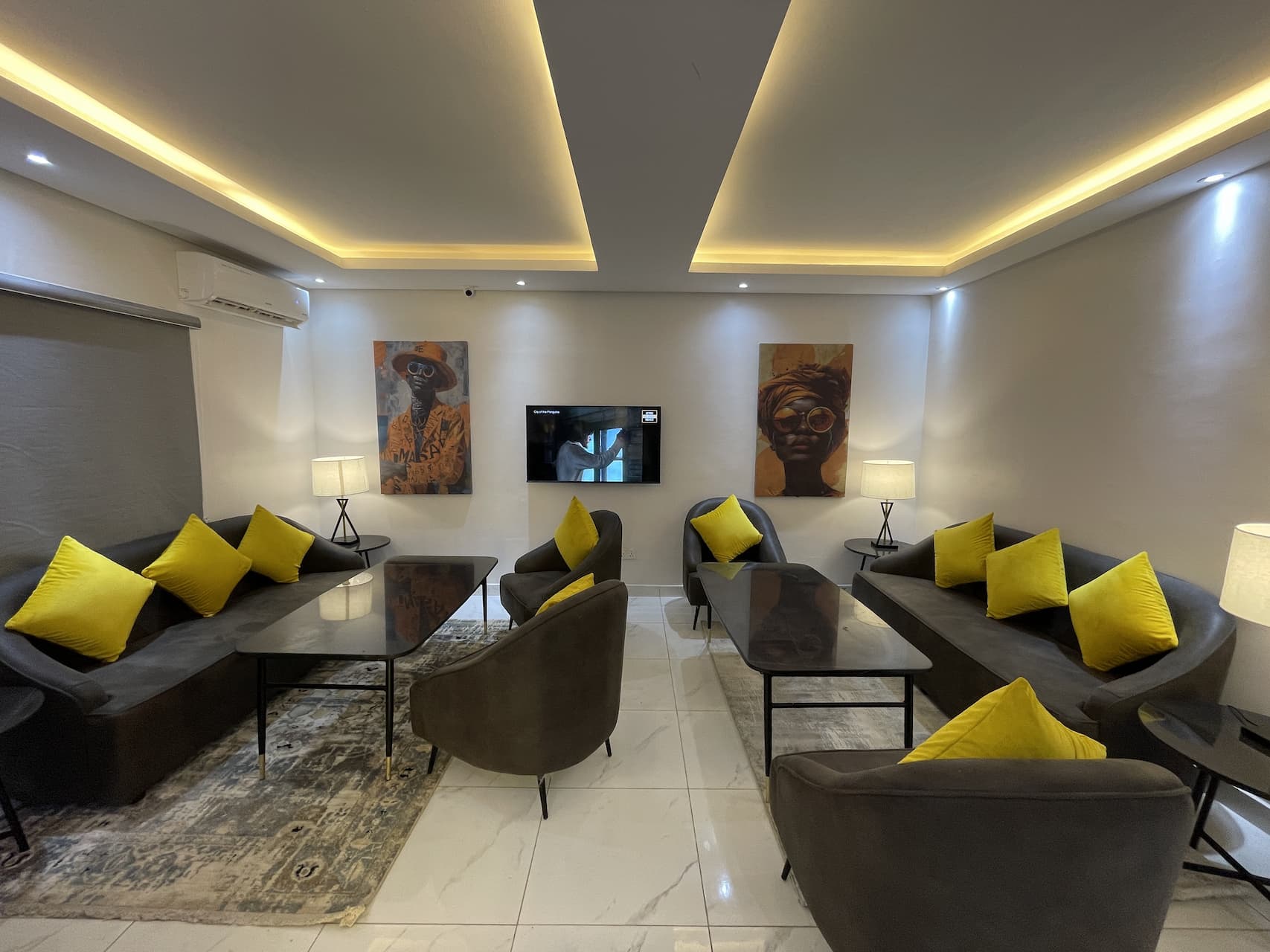 Ring Ruby Hotel- Bateye Road image 3