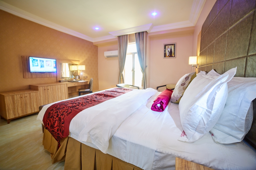 Corinthia Villa Hotel image 2