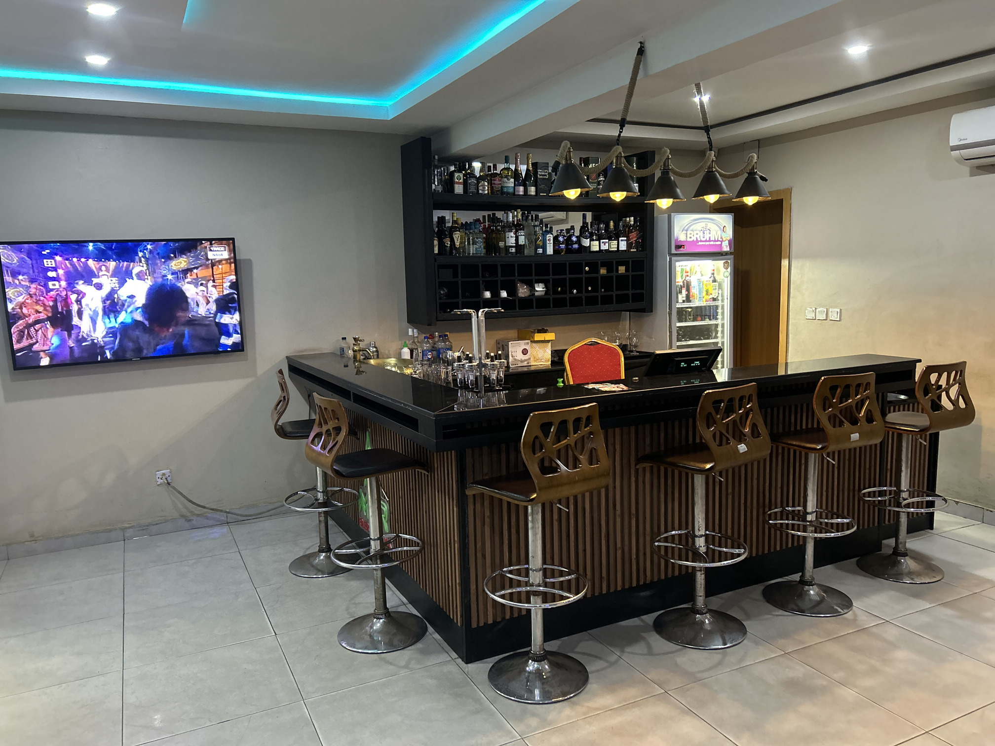 Grand Maridos Hotel image 3