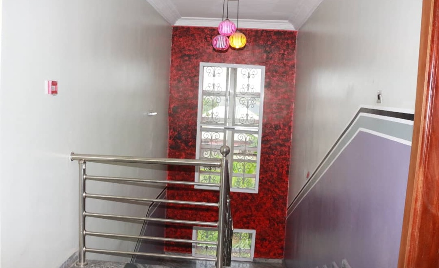 Resdon Hotel and Suites