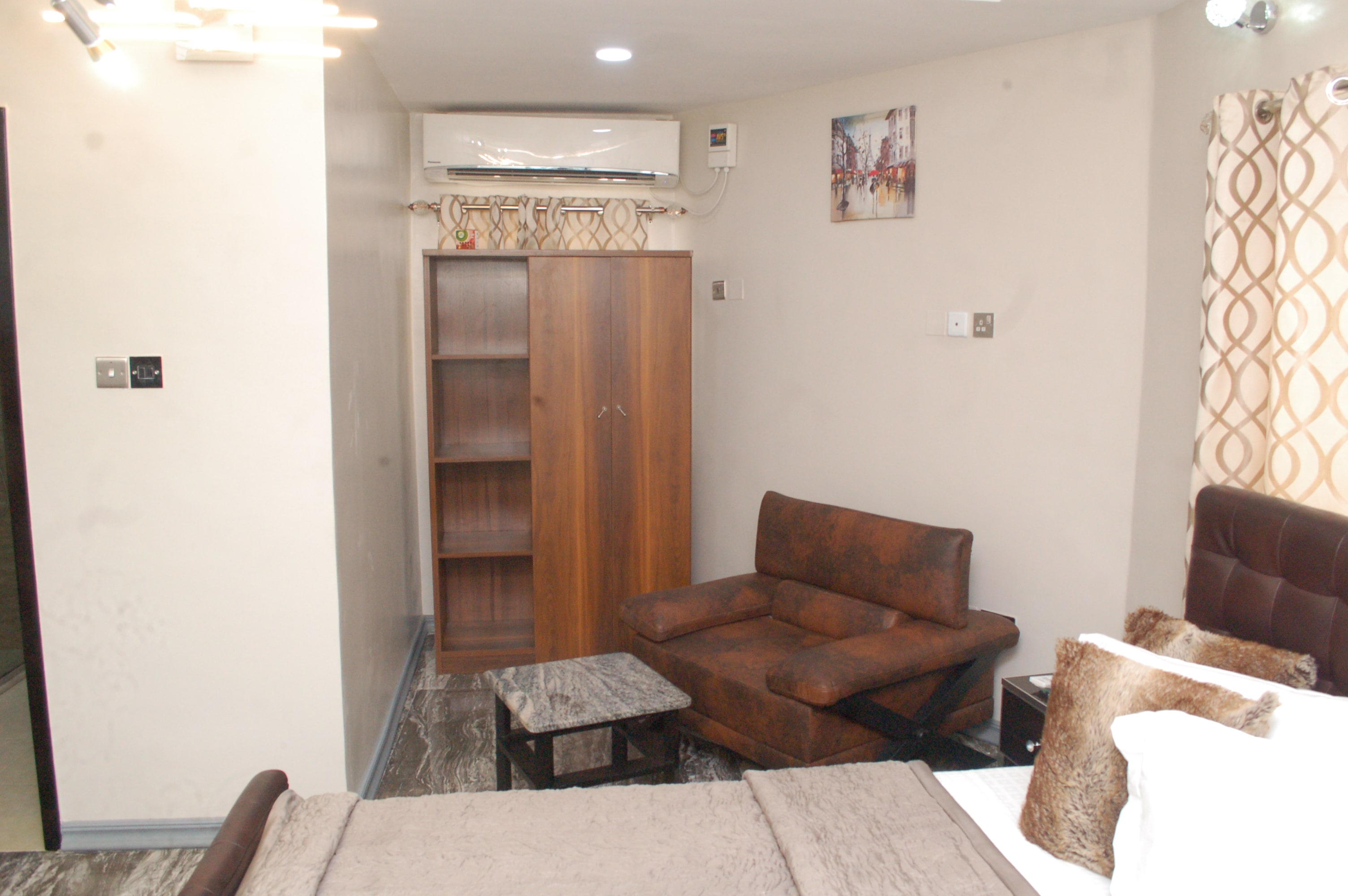 Platinum Inn Gee Hotel- Ikoyi image 3