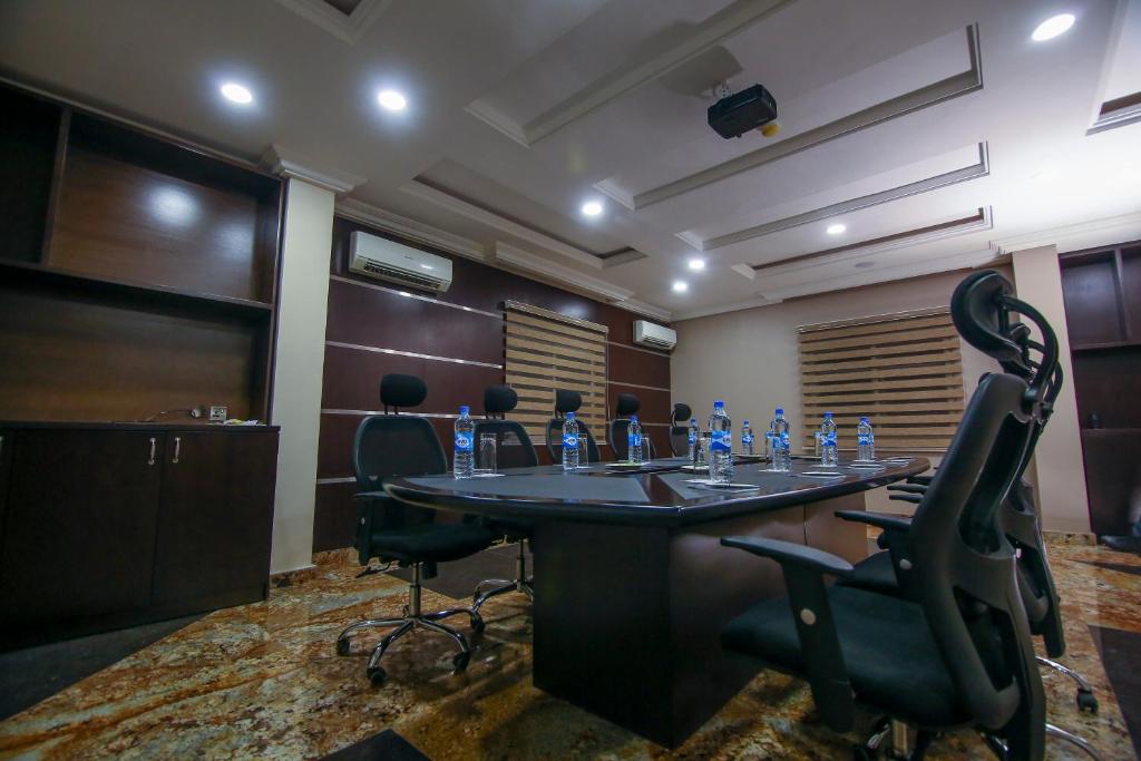 Joygate Hotel image 5