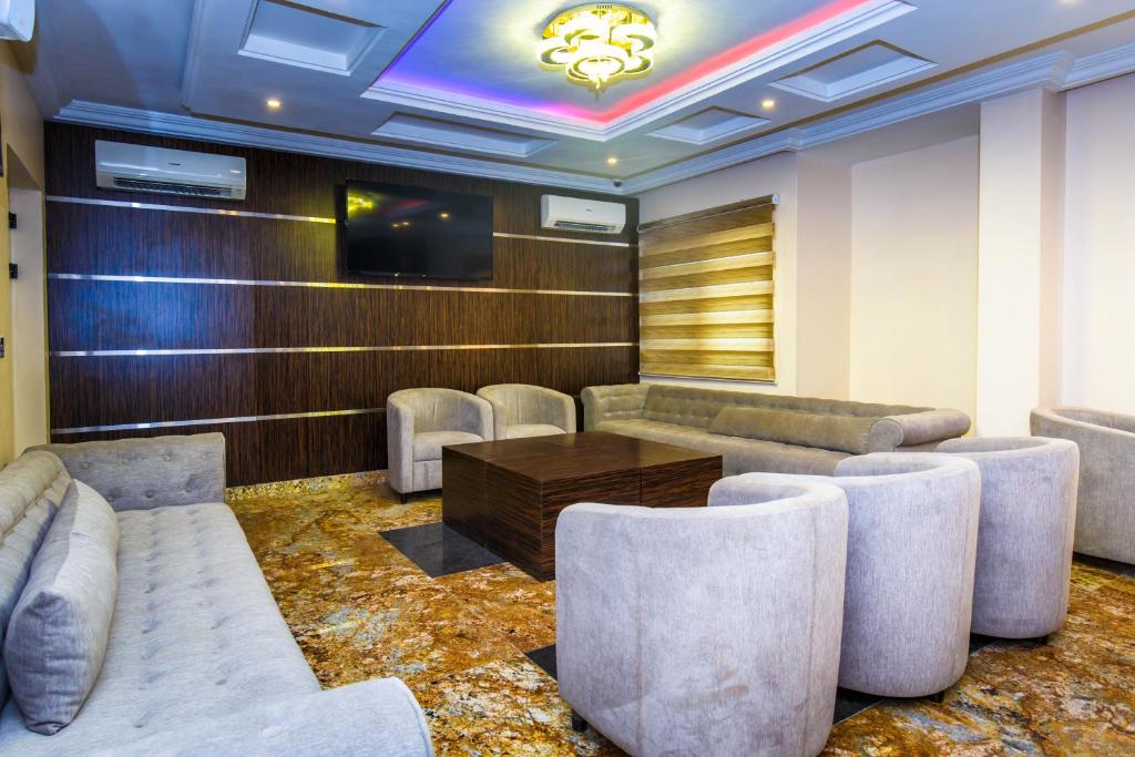 Joygate Hotel image 3