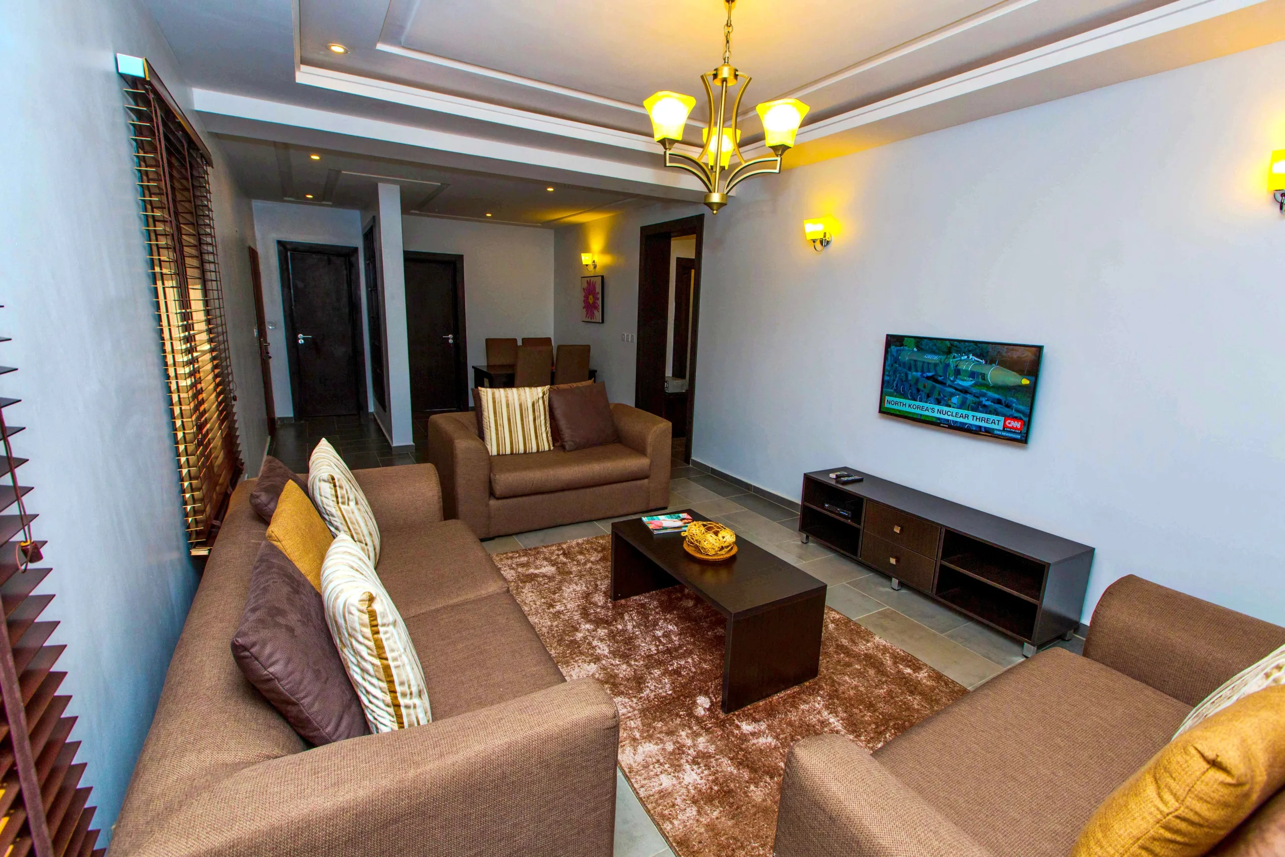 Tennys Place Apartments-Kado image 2