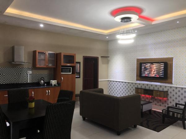 Millennium Apartments and Studios image 5