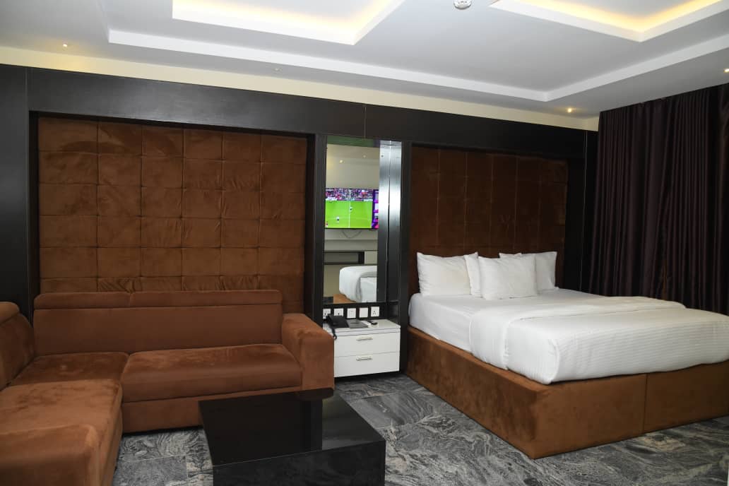 Perly Gate Residence image 4