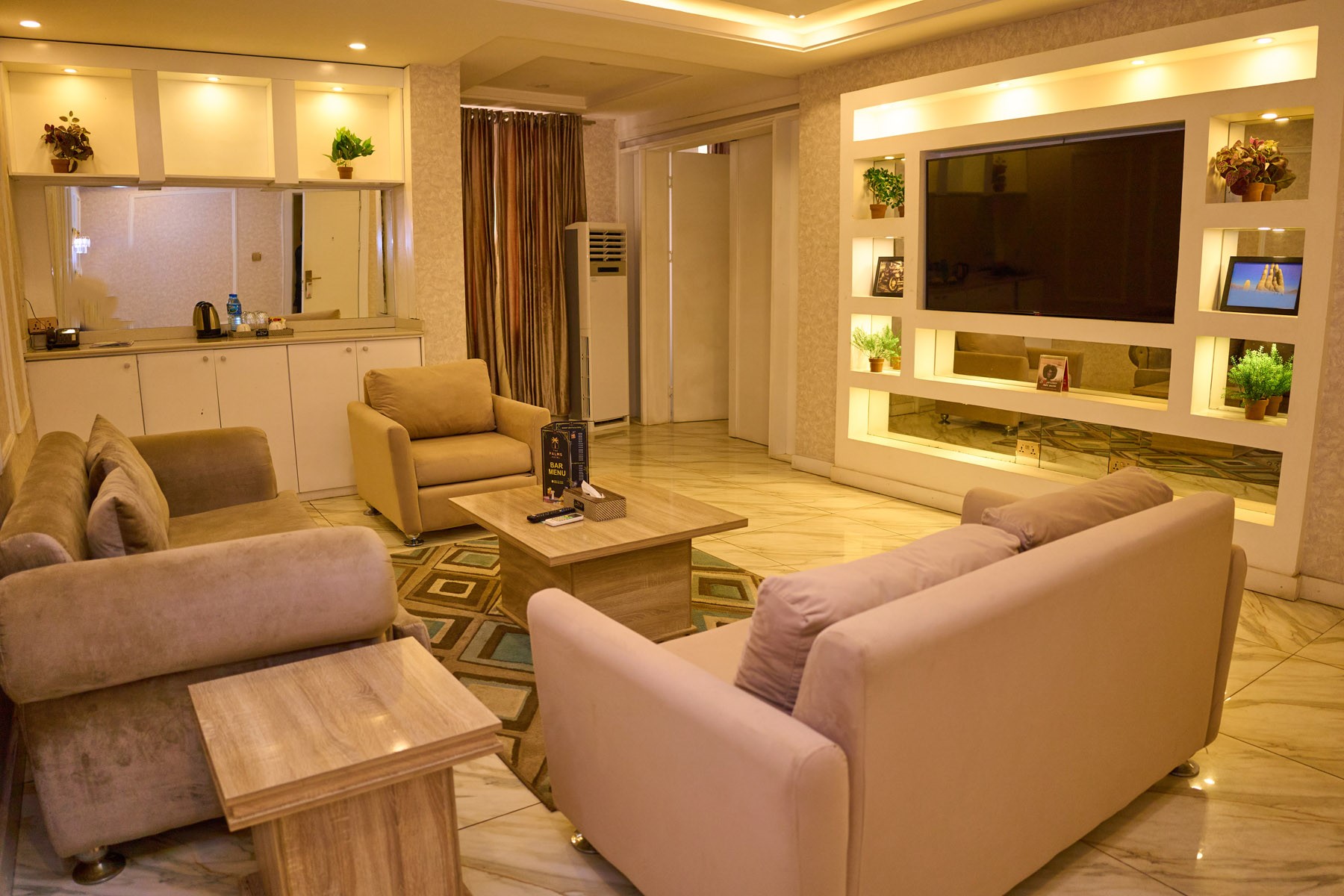 The Palms Hotel image 3