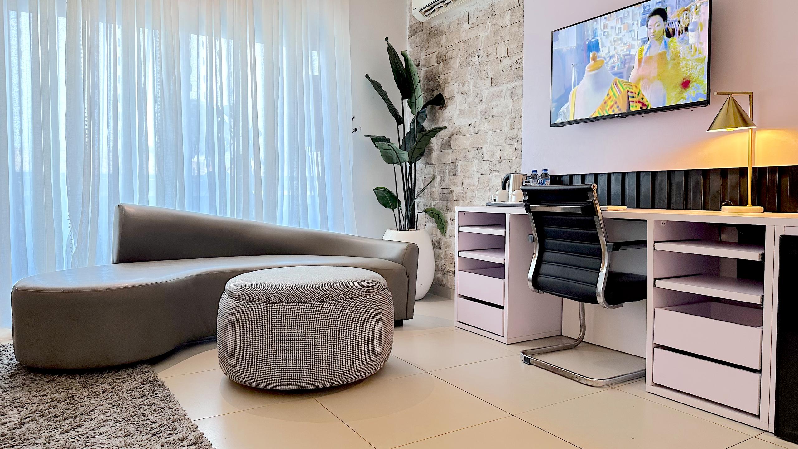 Mayhill Hotel image 5