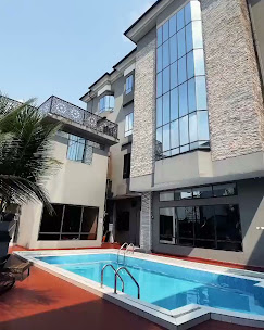 De palms Hotels image 4