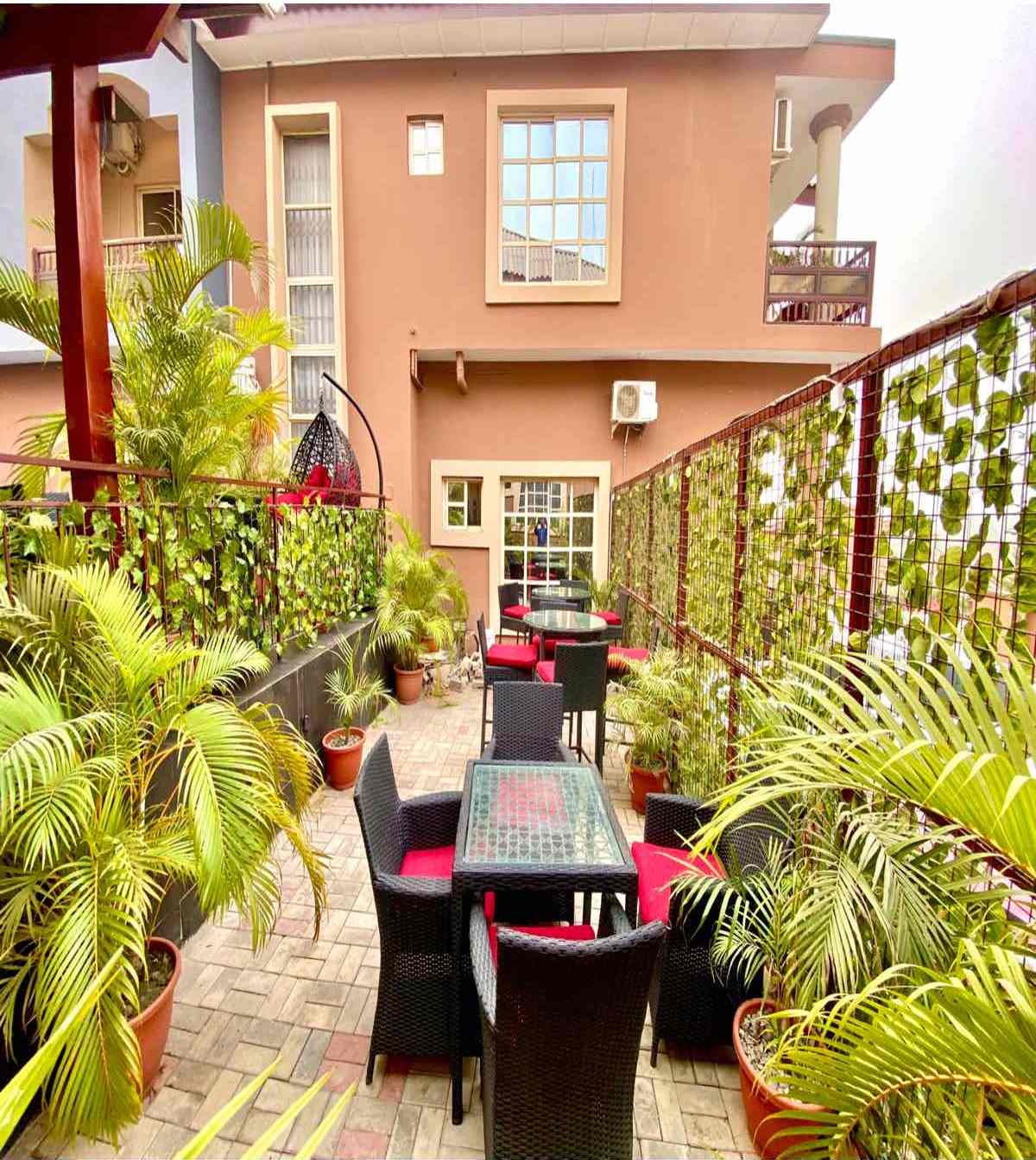 Fountain Blu Hotel image 4