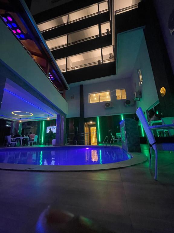 Presken Awolowo way image 5