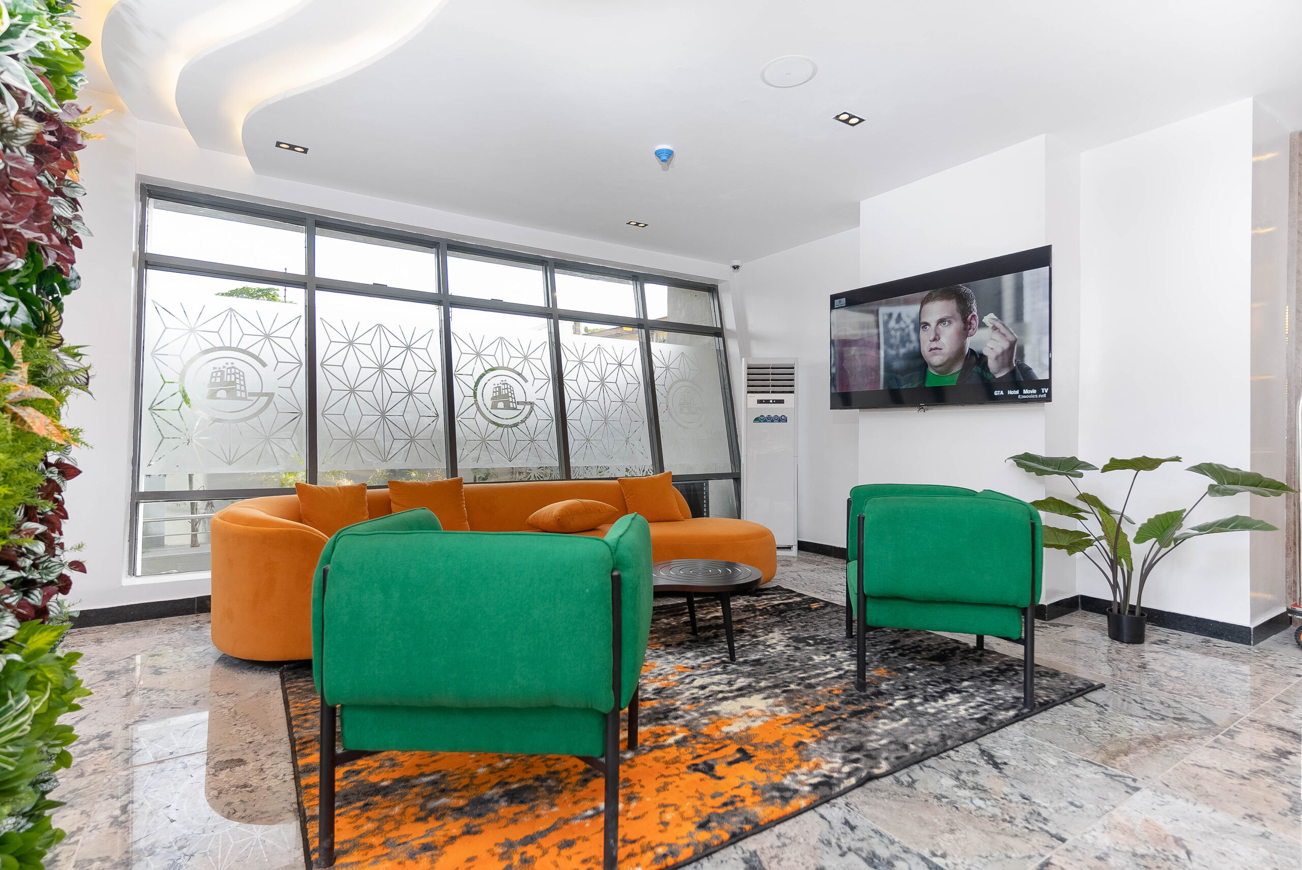 Gods Touch Apartment- Amore image 2