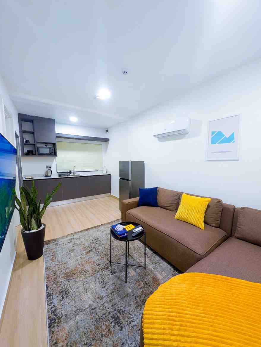 Yellow Door Hotels image 5