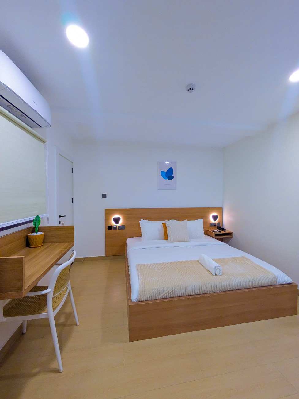 Yellow Door Hotels image 3