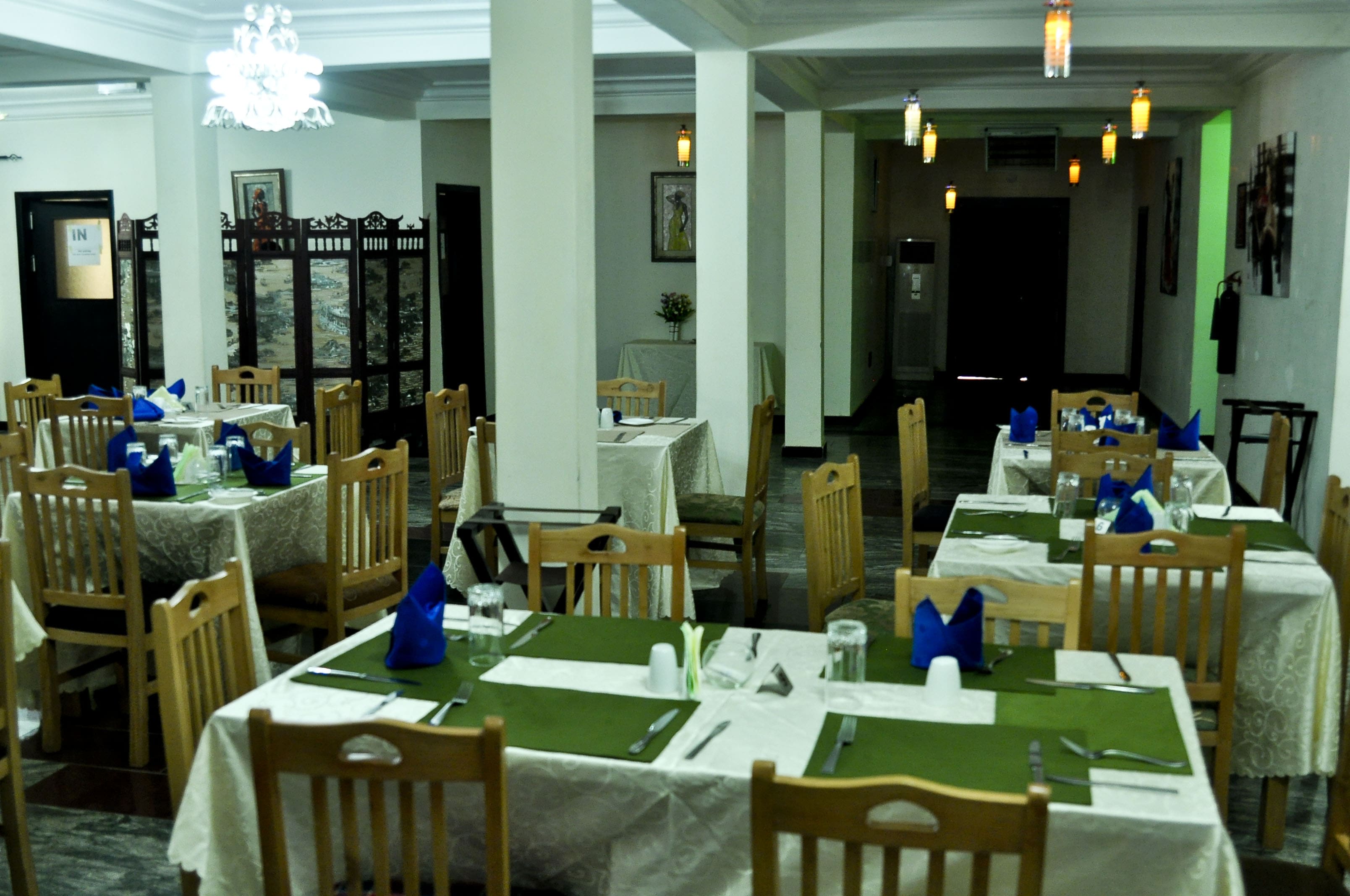 AES Luxury Apartment image 4