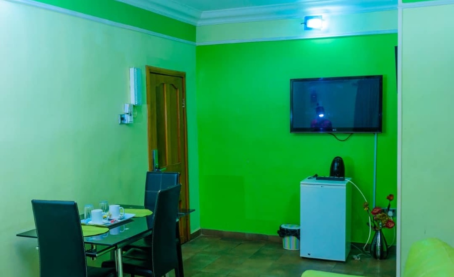 Flourish Hotel and Suites image 3