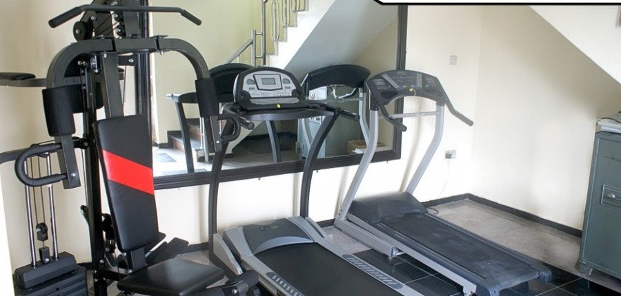 Excel Oriental Hotel and Suites image 4