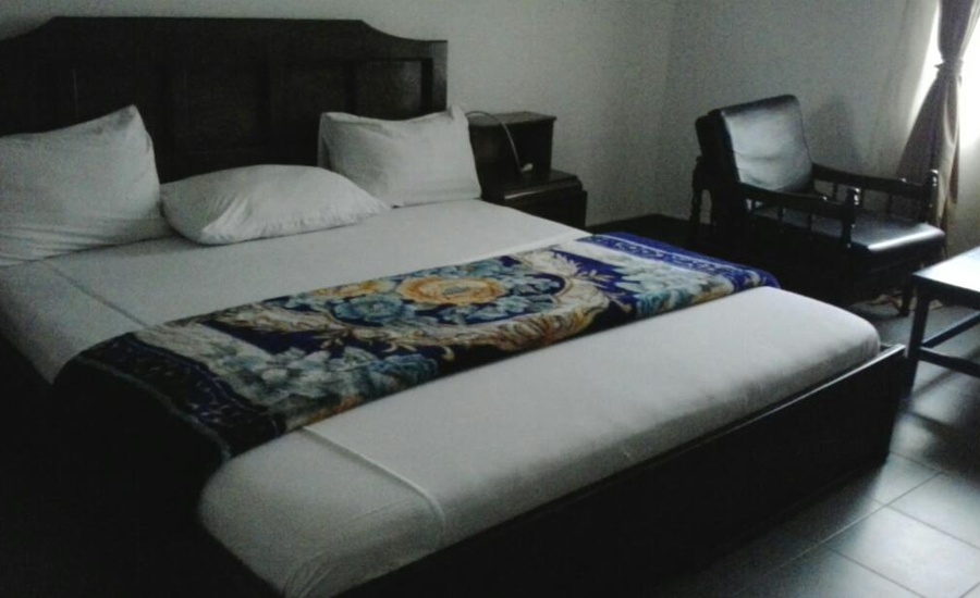 Royalty Group Hotels and Recreation image 5