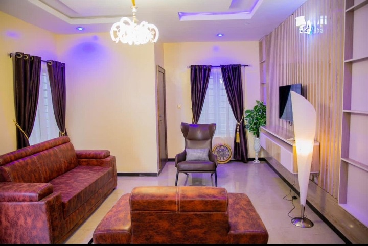 DT Homes Luxury Apartments image 4