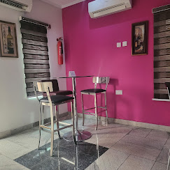 Somerset Suites image 5