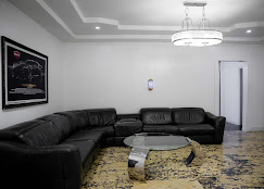 Poshlux Executive Hotel image 3