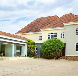 Shartell Hotel