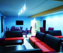 Hard Break Hotel and Suites image 4