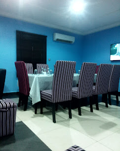 Hard Break Hotel and Suites image 3